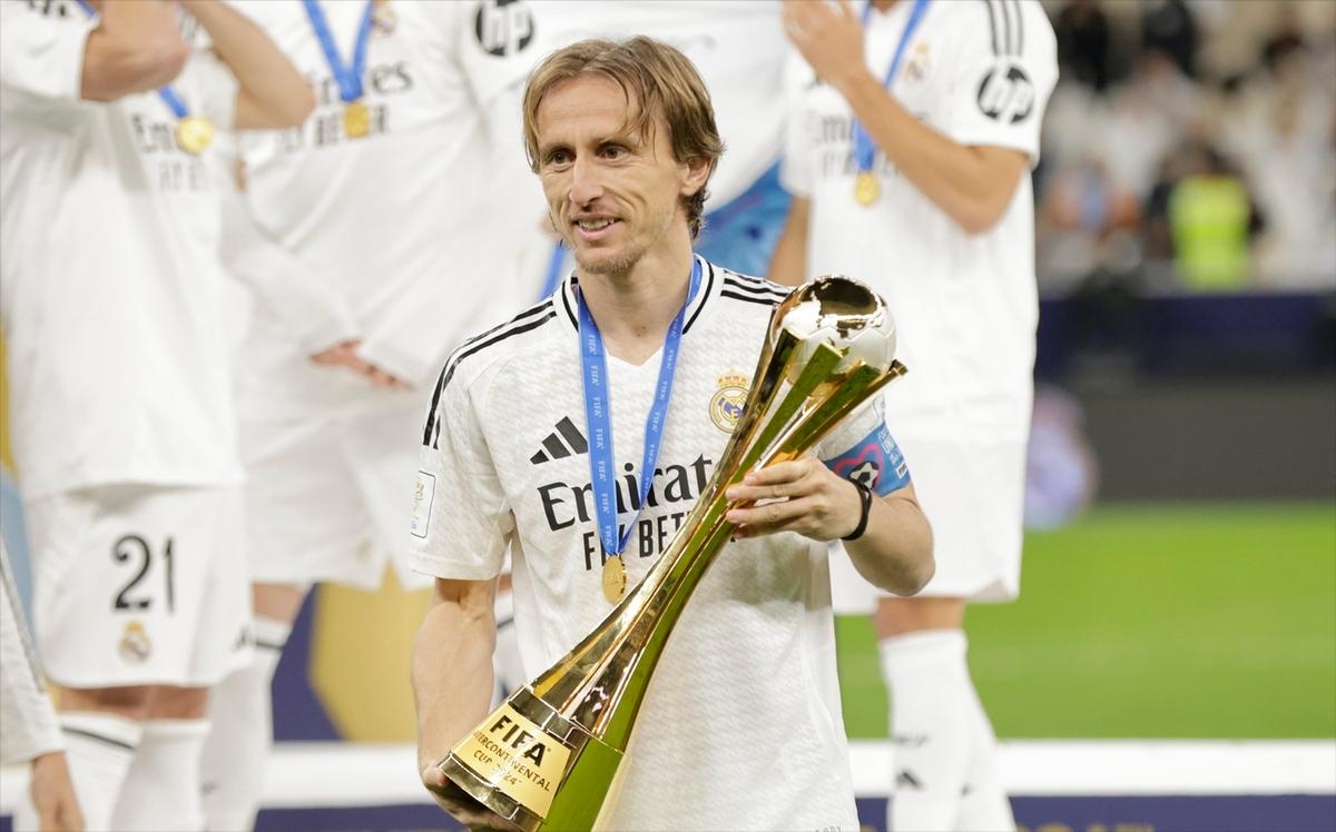 热刺绝杀拜仁，莫德里奇梅开二度欧联杯