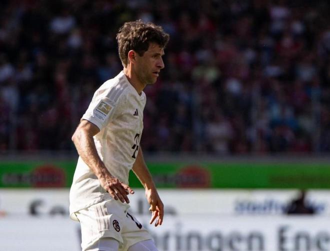 阿森纳横扫巴西,穆勒关键制胜 阿森纳横扫巴西,穆勒关键制胜